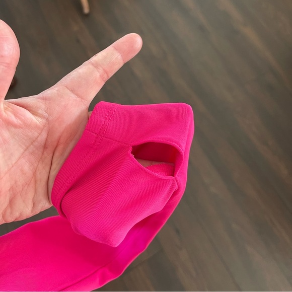 NWT NBD kiara fuchsia long sleeve wrap blouse - Picture 8 of 9